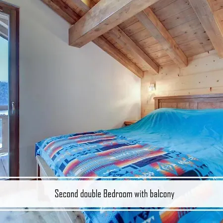 Tamarack Apartment